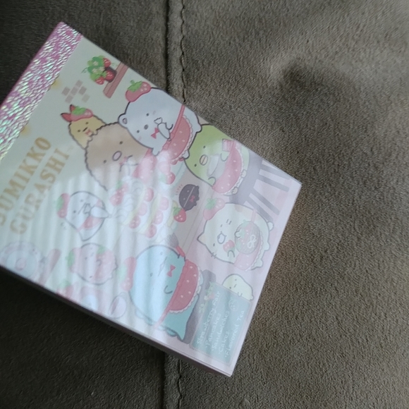 San-X Sumikko Gurashi strawberry fair mini memo pad - Cafe - Picture 2 of 5